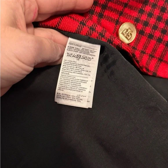 Red & Black Double-Breasted Blazer. Velvet Collar. Gold buttons. Vintage Chic. - Picture 5 of 10